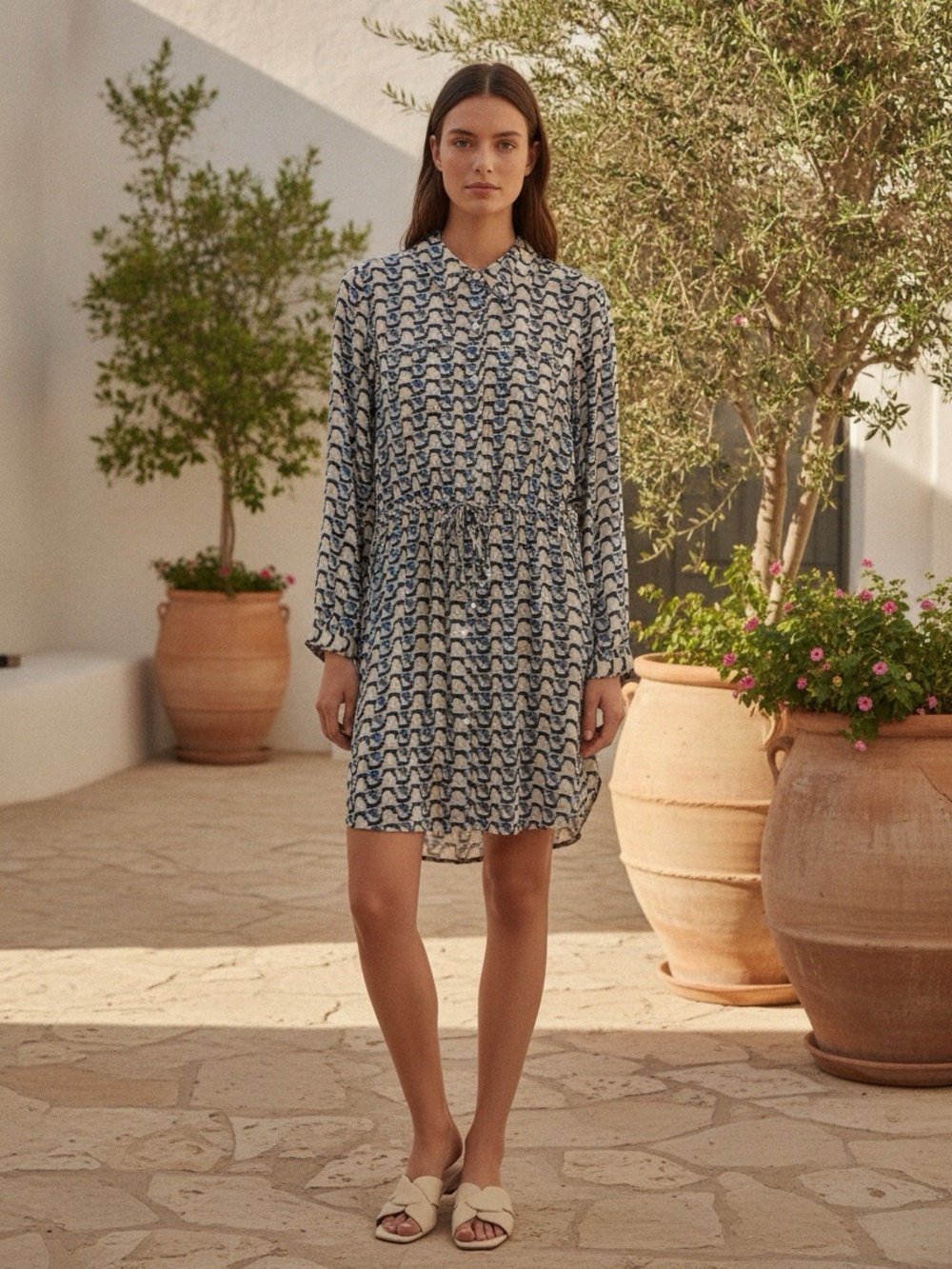 Two by Vince Camuto Geometric Print Drawstring Waist Mini Dress
Size Medium